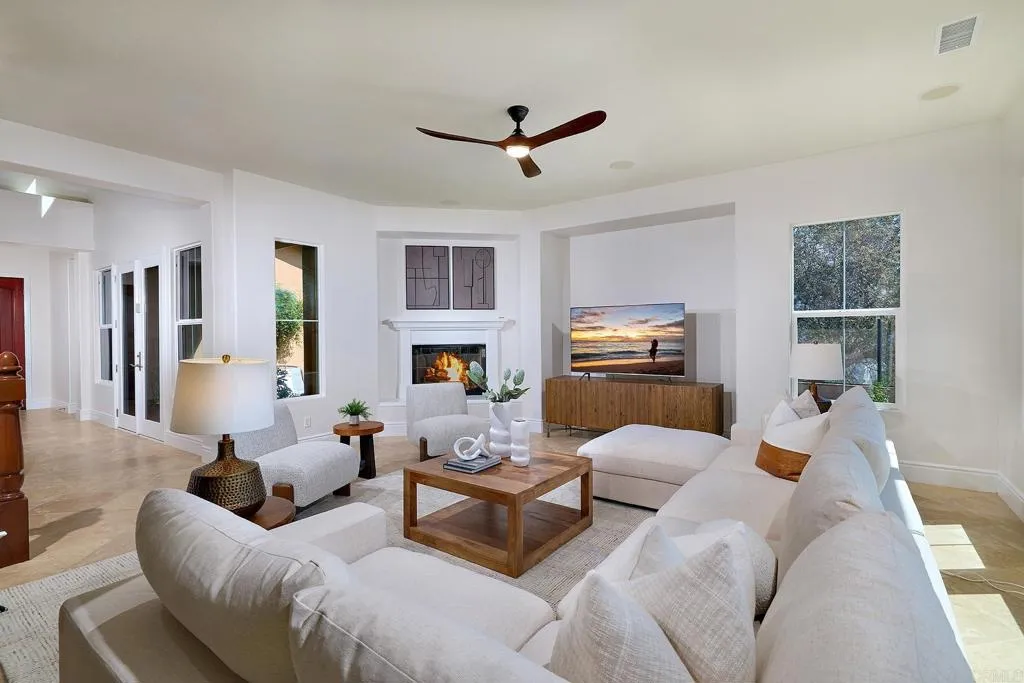 https://cdn.realtyfeed.com/cdn/127/306669800/8094422a37298c6d75249c28b3555a30.webp