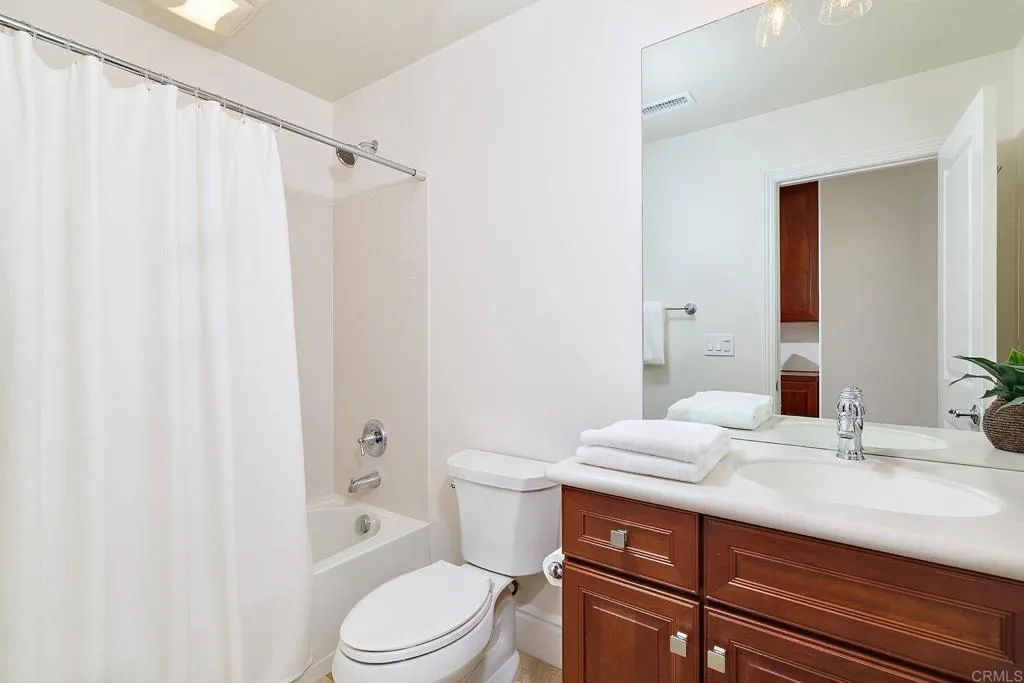 https://cdn.realtyfeed.com/cdn/127/306669800/84763818df419054bda7ce290013759a.webp