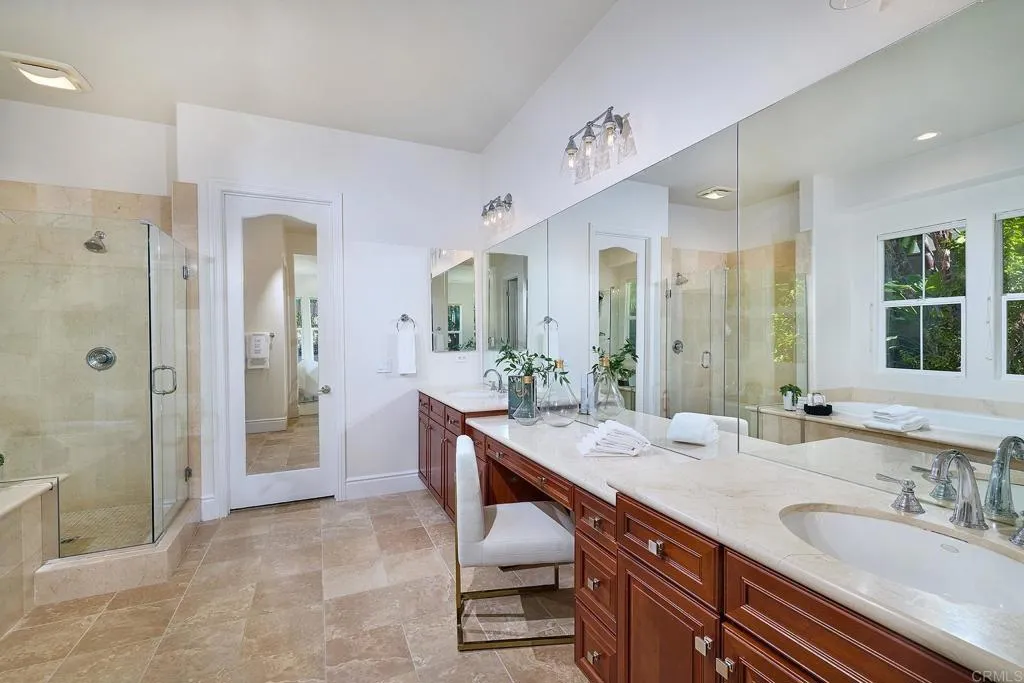 https://cdn.realtyfeed.com/cdn/127/306669800/cca5677dfe299bcadfc48ac52b7bb8bb.webp