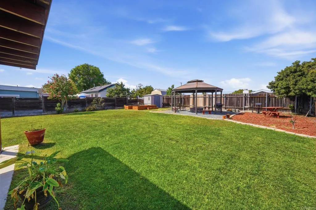 https://cdn.realtyfeed.com/cdn/127/306669806/74f579de47291701a992f62719017aab.webp