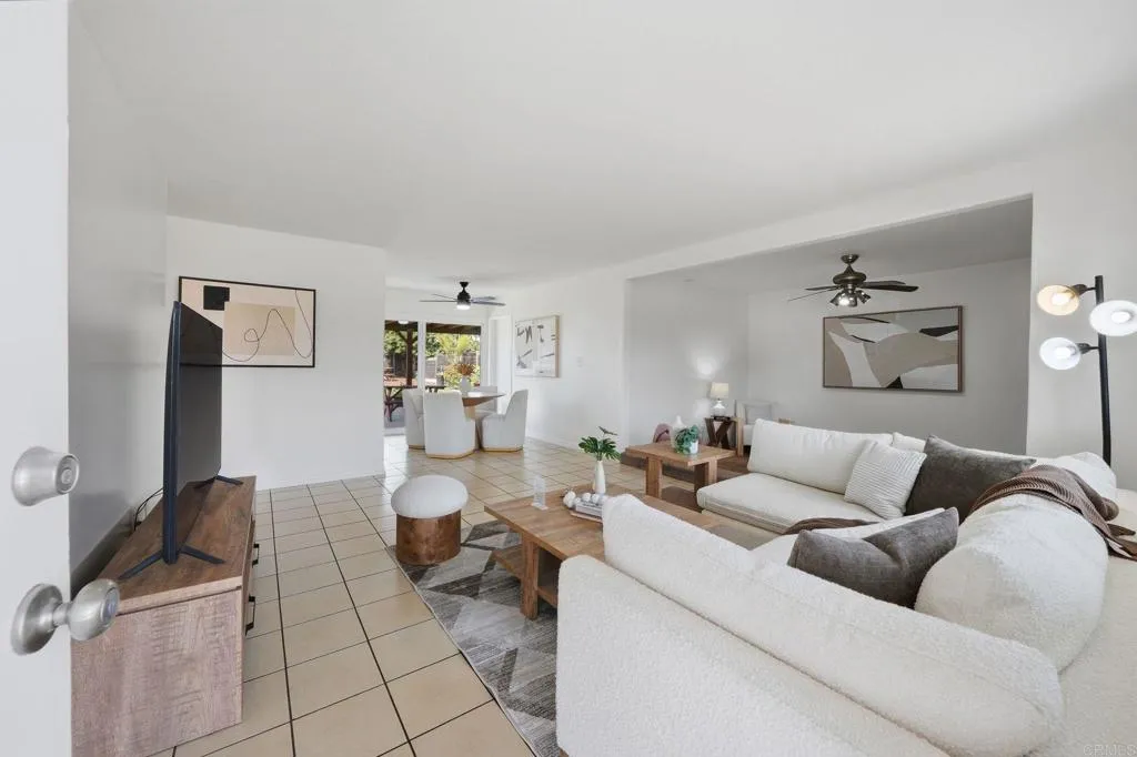 https://cdn.realtyfeed.com/cdn/127/306669806/bab0b6237c5438a53f0cef53c0521489.webp
