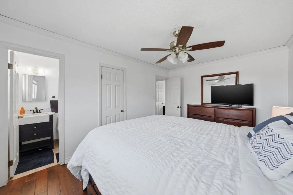 https://cdn.realtyfeed.com/cdn/127/306669806/d7cc41868f5d6abc4cffe53617b45a24.webp
