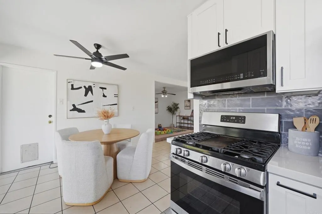 https://cdn.realtyfeed.com/cdn/127/306669806/e3e68a7ac1fead5e34c76beb080c1bf5.webp
