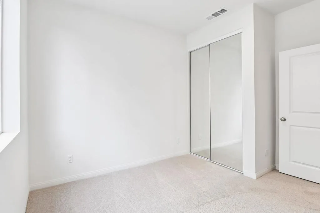 https://cdn.realtyfeed.com/cdn/127/306669814/62ed77b147b3bd44c3824a1aef33c90a.webp