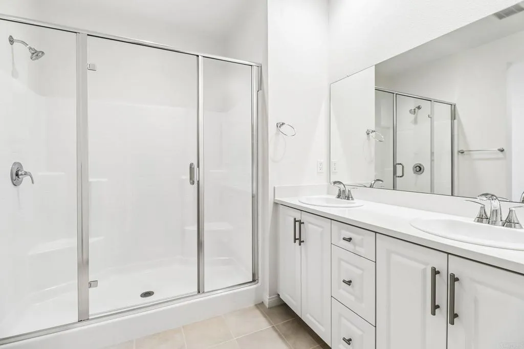 https://cdn.realtyfeed.com/cdn/127/306669814/d0274d54f6692b6cf4a0f8f315f1acec.webp