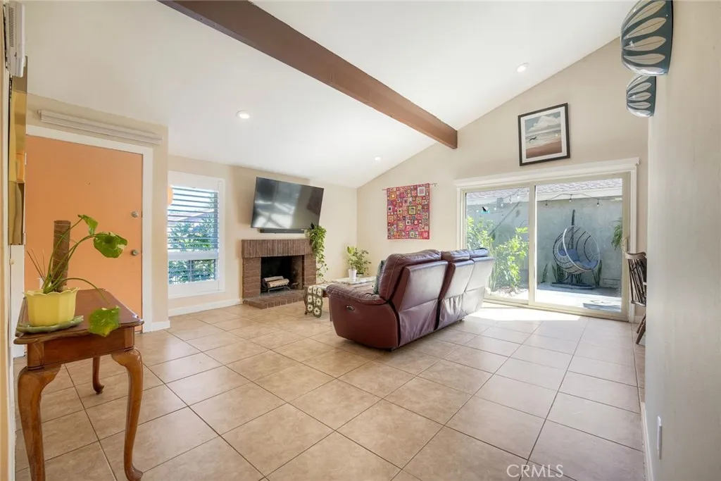 Photo #4: PW26052990 Listing: Photo #4