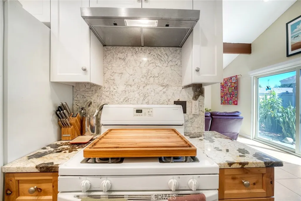 https://cdn.realtyfeed.com/cdn/127/306669855/091a8a9502817e49c4d19615a5b36e74.webp