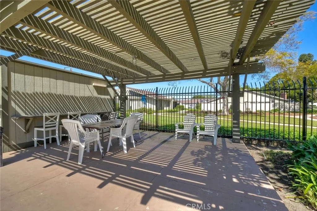 https://cdn.realtyfeed.com/cdn/127/306669855/3e6a17a53f08719b2b64bcf8ba08a076.webp
