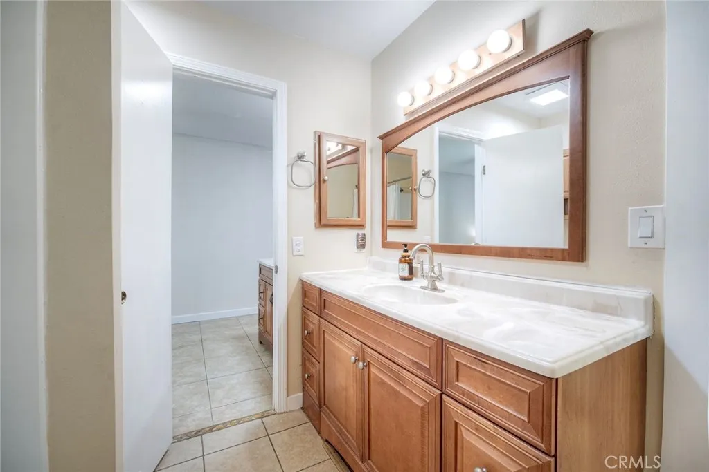 https://cdn.realtyfeed.com/cdn/127/306669855/5261b044245c2f14176395c4f7bb7964.webp