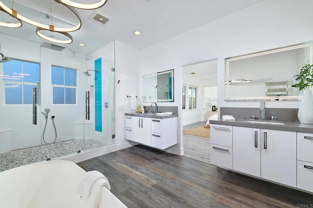 https://cdn.realtyfeed.com/cdn/127/306669871/5b5a0ba1f2e267f05ddf4c1f6bf4edf5.webp