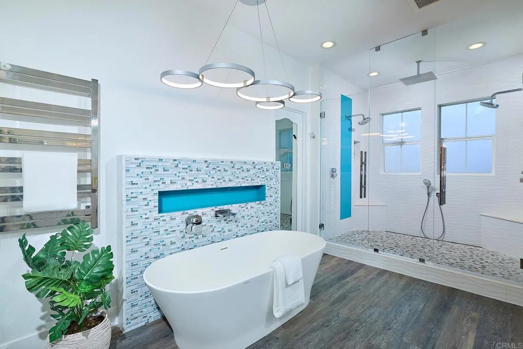 https://cdn.realtyfeed.com/cdn/127/306669871/88b33ad9290e8a0f2ef9bd40110711a4.webp