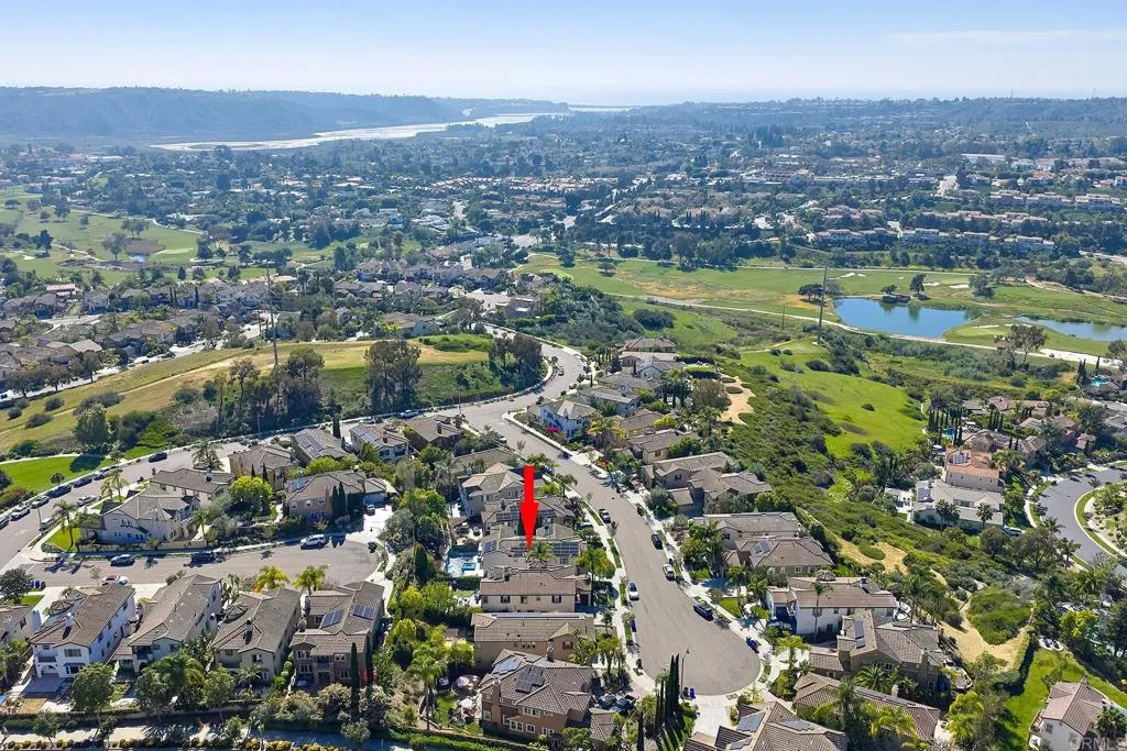 https://cdn.realtyfeed.com/cdn/127/306669871/a1f64958981bd13b7f2edc32f3a2a1e5.webp