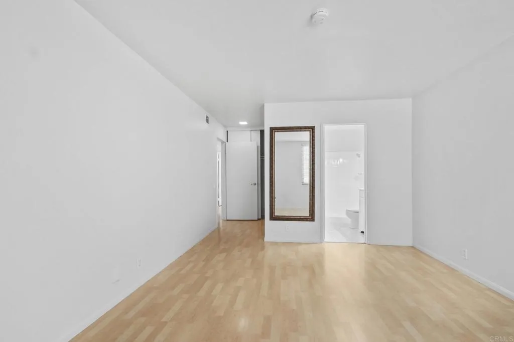 https://cdn.realtyfeed.com/cdn/127/306669923/ae1979f512c23c50129f12f15c77f405.webp