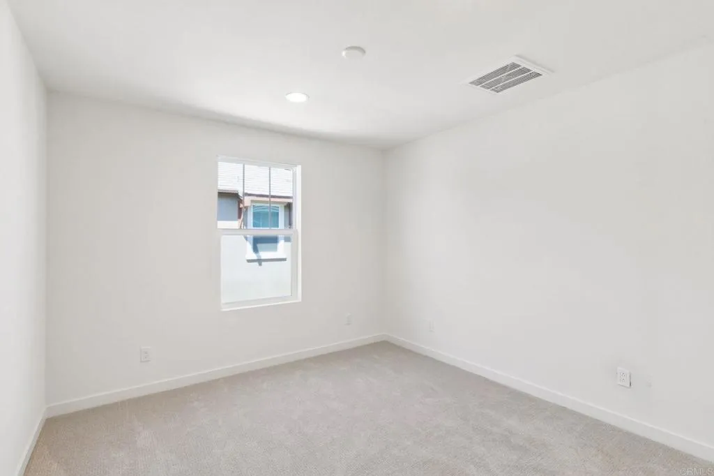 https://cdn.realtyfeed.com/cdn/127/306669952/59155e388bbaf2a6a34063d9e614028a.webp