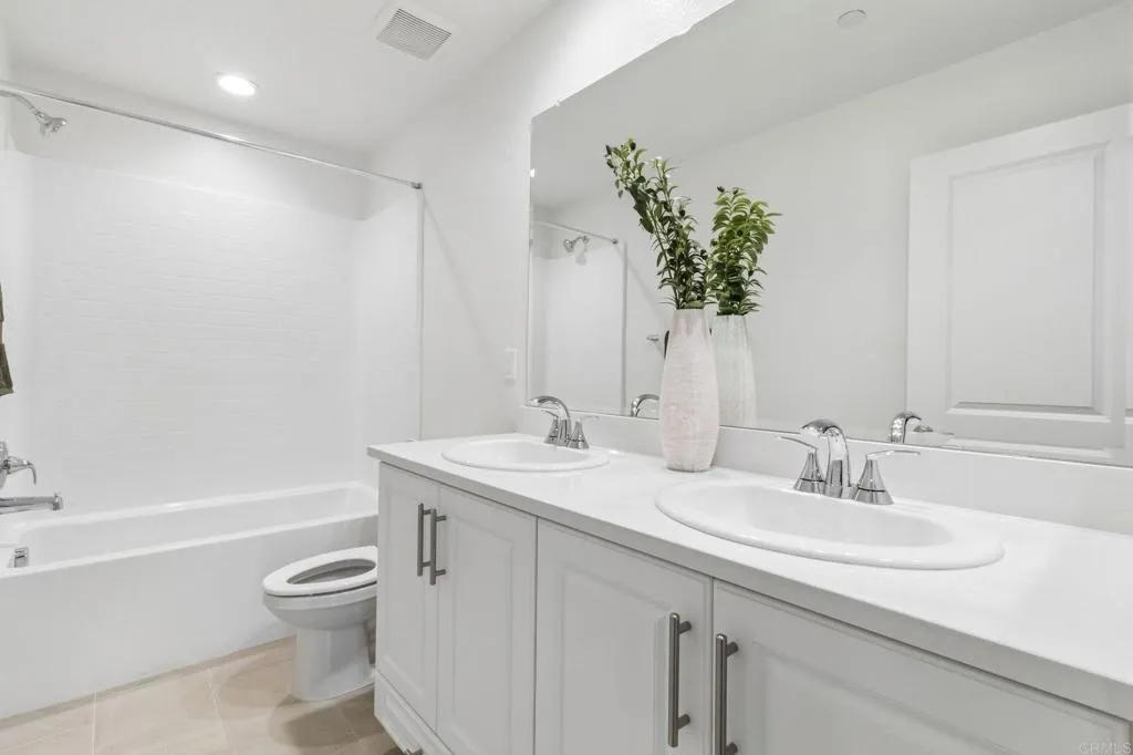 https://cdn.realtyfeed.com/cdn/127/306669952/caed05380a57cbbb3f1b01c4903bd338.webp