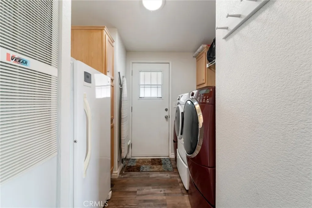 https://cdn.realtyfeed.com/cdn/127/306670024/054228f249581f58bf1a92c04b517201.webp