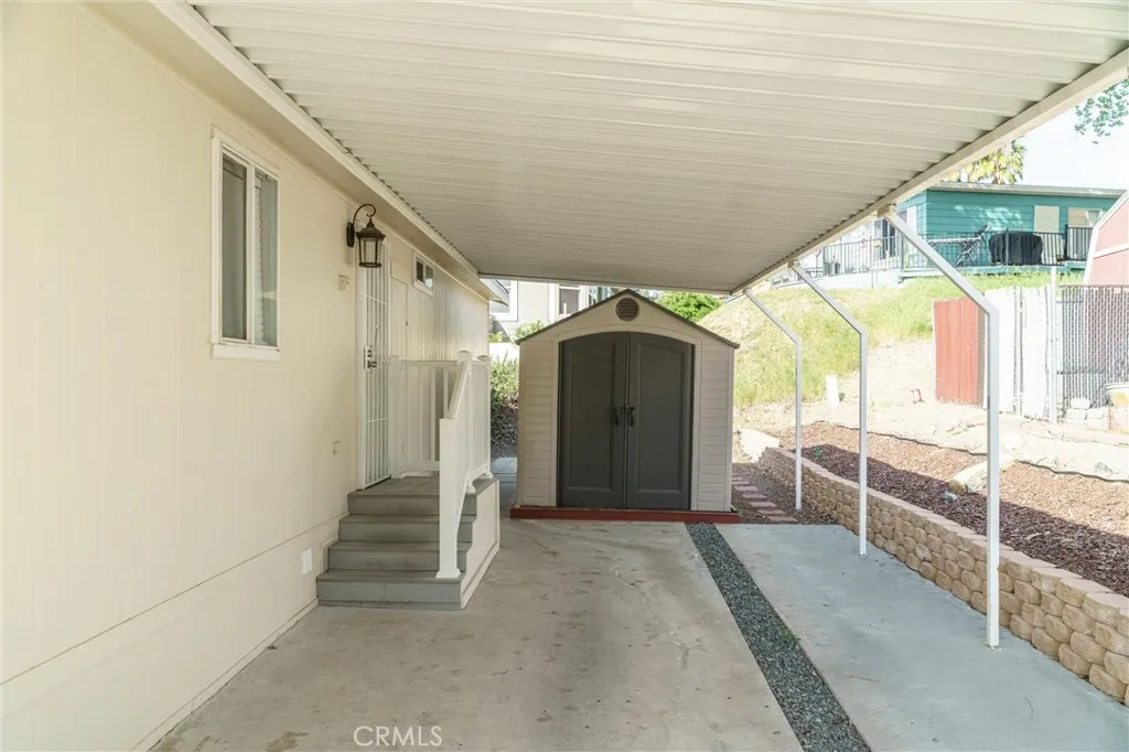 https://cdn.realtyfeed.com/cdn/127/306670024/75d7d9d949dc9113f3c90c286f2946e9.webp