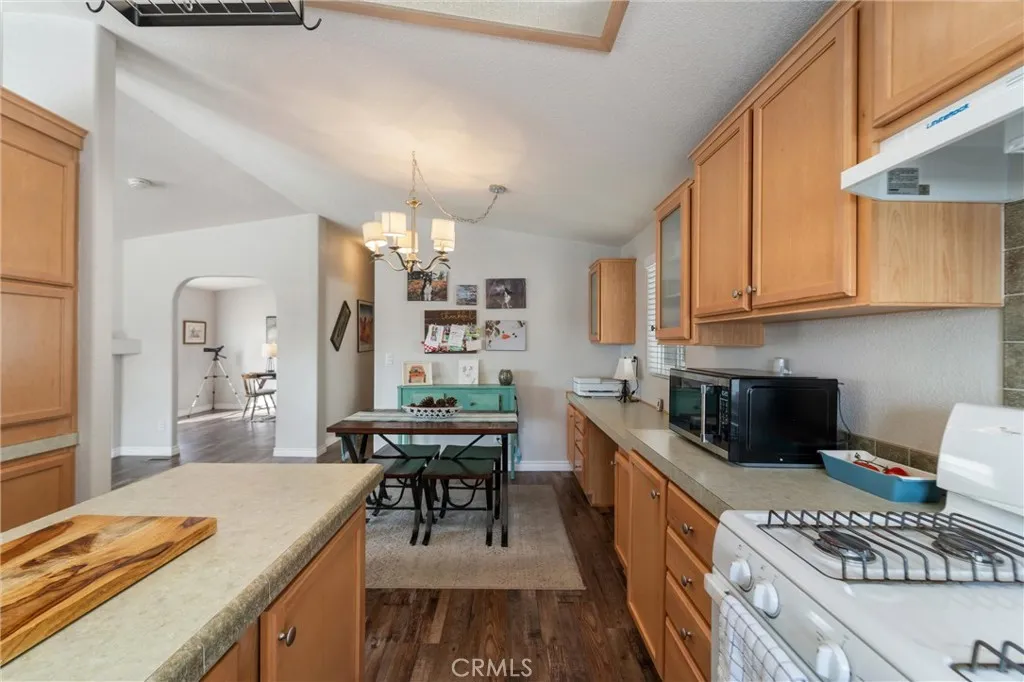 https://cdn.realtyfeed.com/cdn/127/306670024/bb5fa10966ee8cb271731fa48689afdd.webp