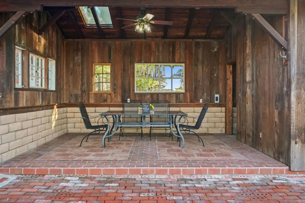 https://cdn.realtyfeed.com/cdn/127/306670025/070b54938ddf68f5b4218c029bd475e7.webp