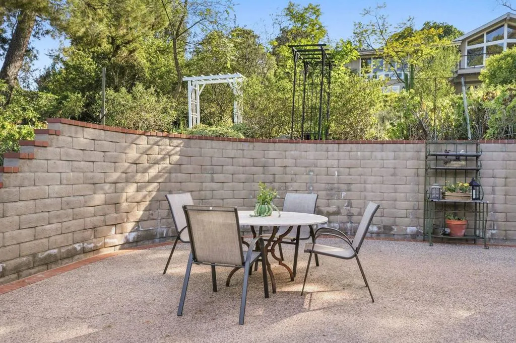 https://cdn.realtyfeed.com/cdn/127/306670025/b10a9cccabb49599176100e6a092deaf.webp