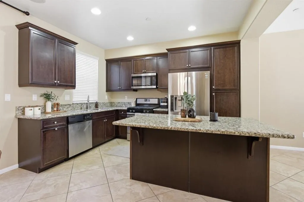 Photo #4: PTP2602085 Listing: Photo #4