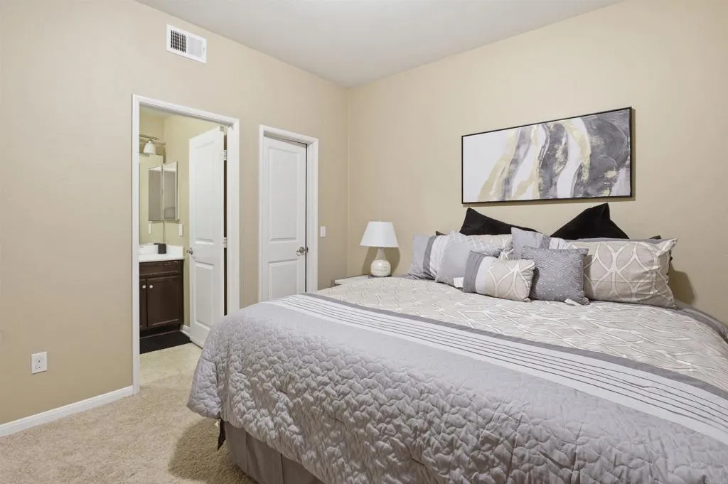 Photo #8: PTP2602085 Listing: Photo #8