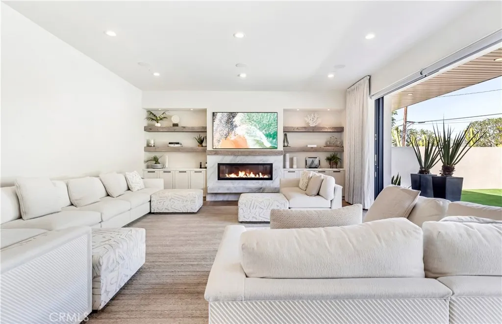 660 Kings Road, Newport Beach, CA 92663 - Photo 4 of 41, Newport Beach, CA