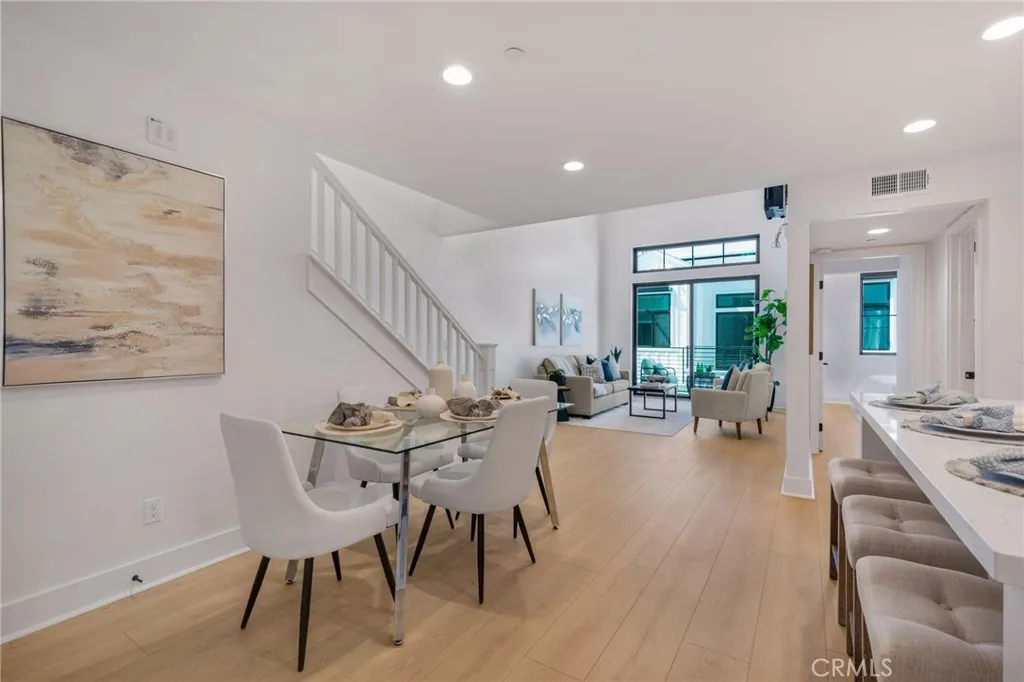 Photo #2: IG26057080 Listing: Photo #2