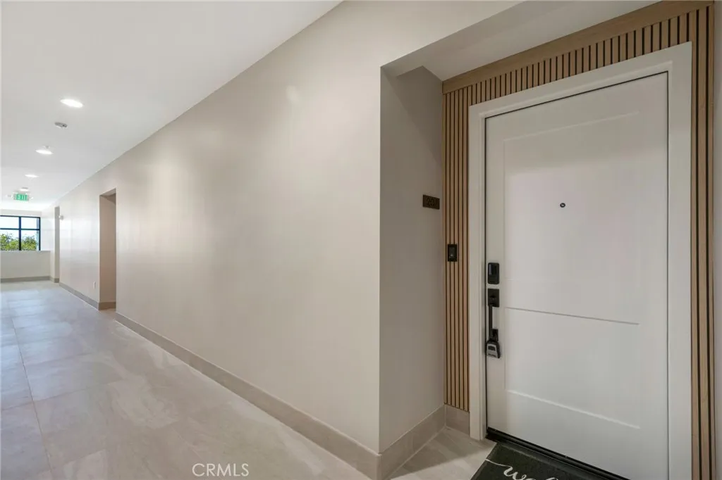https://cdn.realtyfeed.com/cdn/127/306670171/afd6d0151e4dd02fba06516734aa8a00.webp