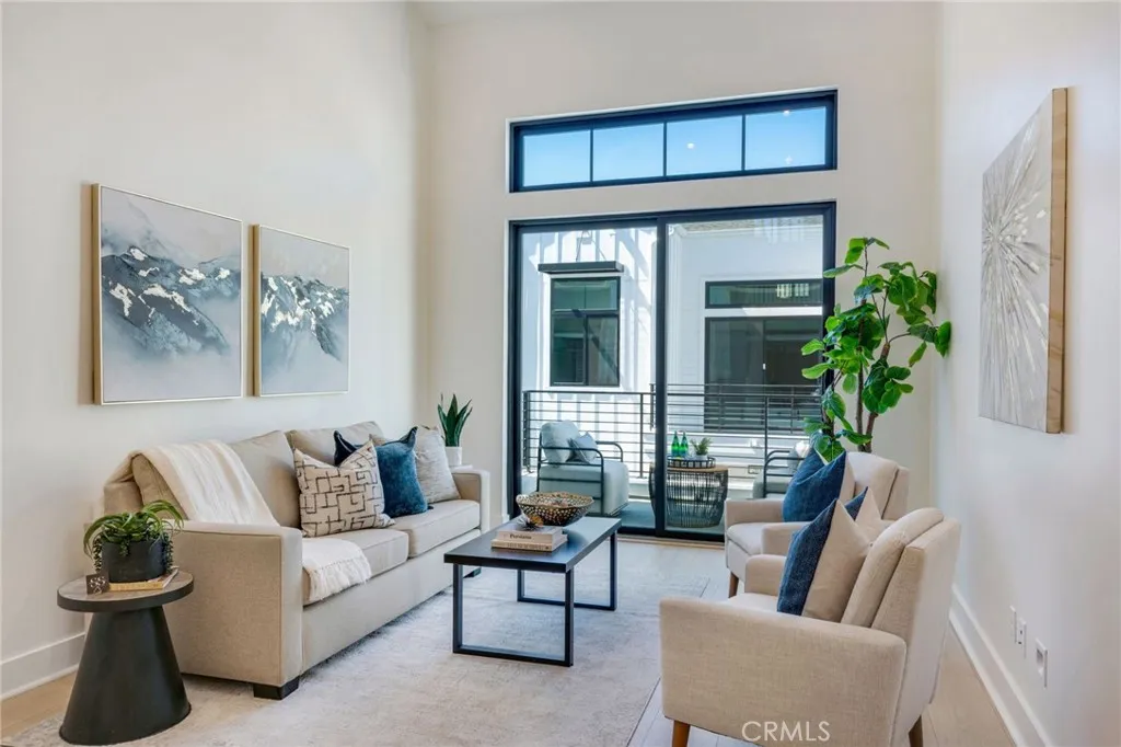 Photo #3: IG26057080 Listing: Photo #3