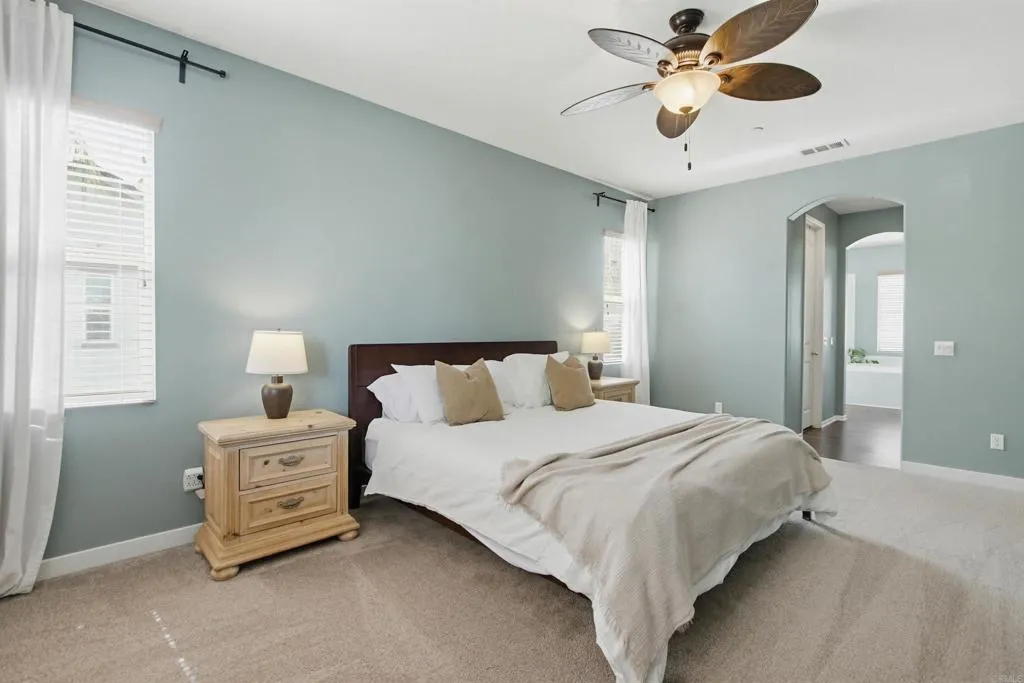 https://cdn.realtyfeed.com/cdn/127/306670175/000137dcb9aa203229766fb8c0a7c362.webp