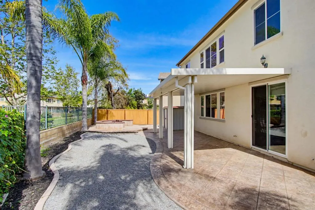 https://cdn.realtyfeed.com/cdn/127/306670175/45d1e02ac0c16119f3bac2c4001de364.webp