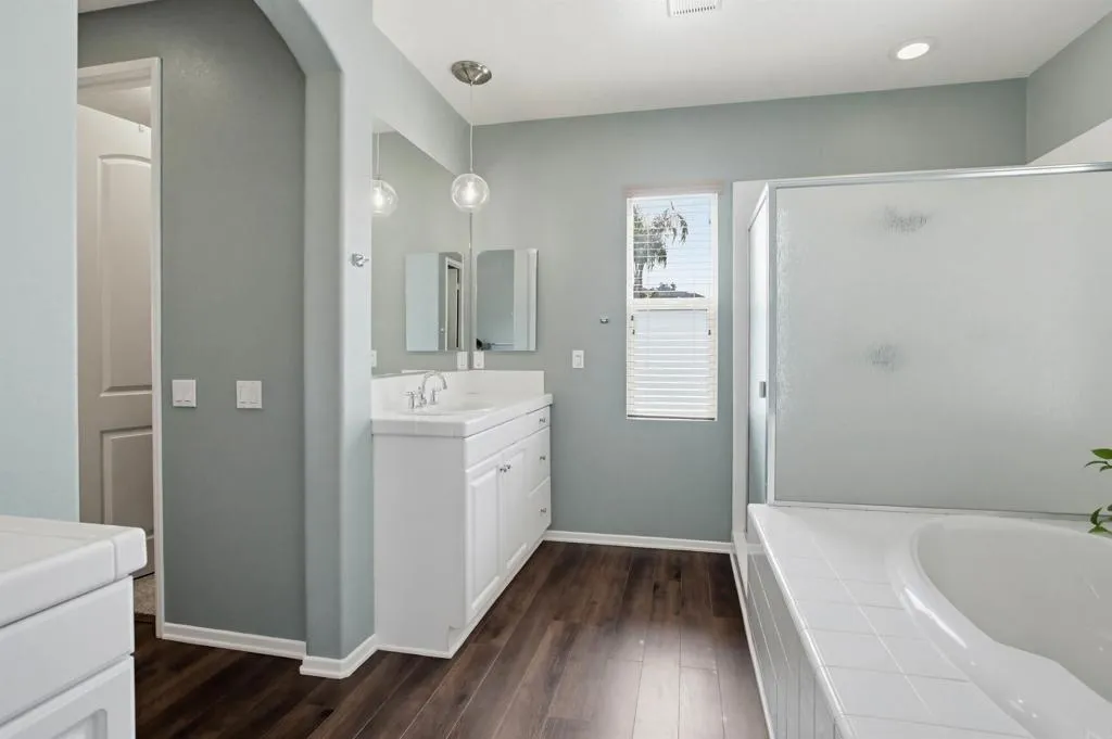 https://cdn.realtyfeed.com/cdn/127/306670175/842ae93646a4cf7efe298ad594df61a9.webp