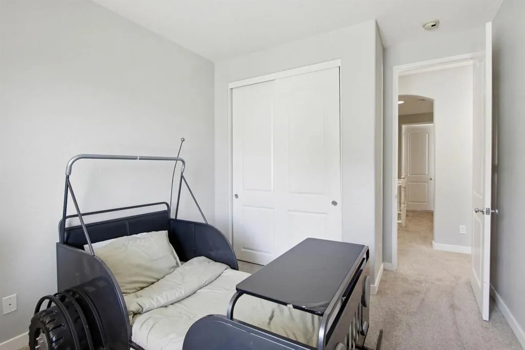 https://cdn.realtyfeed.com/cdn/127/306670175/a0ccb63b22e032929130818edf5311dc.webp
