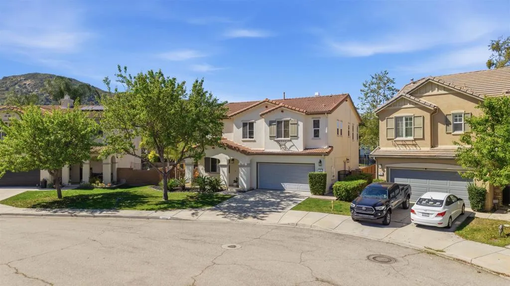 https://cdn.realtyfeed.com/cdn/127/306670175/ed659fe64c86d0f3ed712e51a737d194.webp