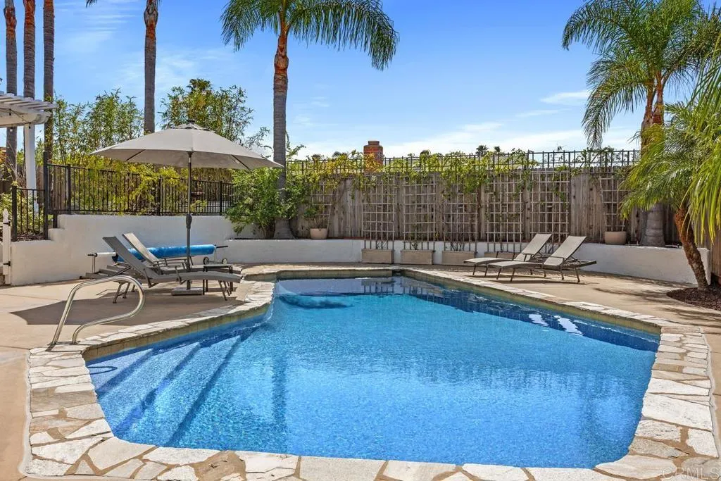 https://cdn.realtyfeed.com/cdn/127/306670182/0bfcc04eca36c5e0790dd6ce679a4578.webp