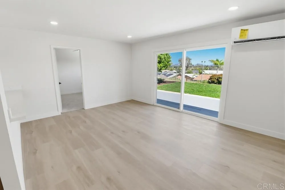 https://cdn.realtyfeed.com/cdn/127/306670188/45712f5382558b74963f3b2f93c033ef.webp