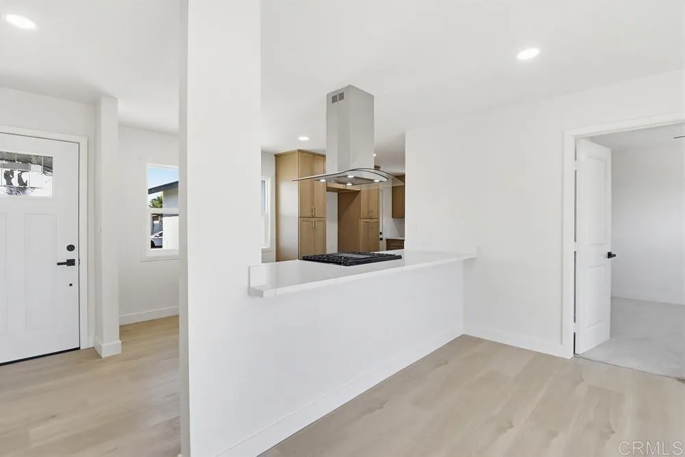 https://cdn.realtyfeed.com/cdn/127/306670188/95cf6a320505e478db61fc6b4f7f3bdc.webp