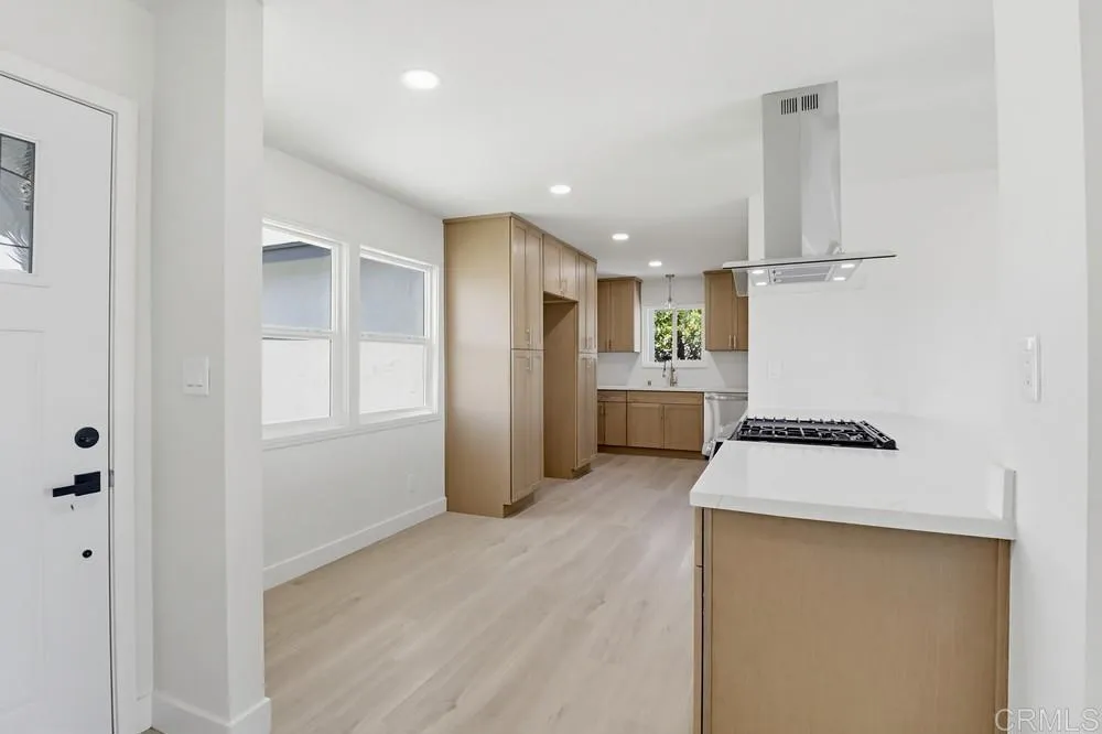 https://cdn.realtyfeed.com/cdn/127/306670188/bce4f9a05c62179de4488af95721a7df.webp