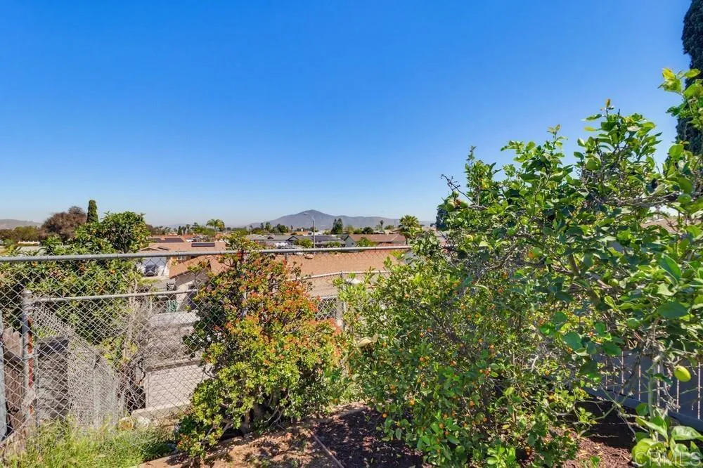 https://cdn.realtyfeed.com/cdn/127/306670188/fac78a1c24e0466e2a7445c413a730fe.webp