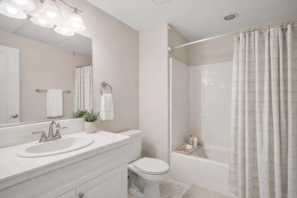 23 Via Montisi, Santee, CA, 92071