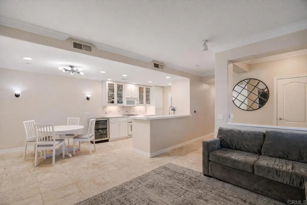 23 Via Montisi, Santee, CA, 92071