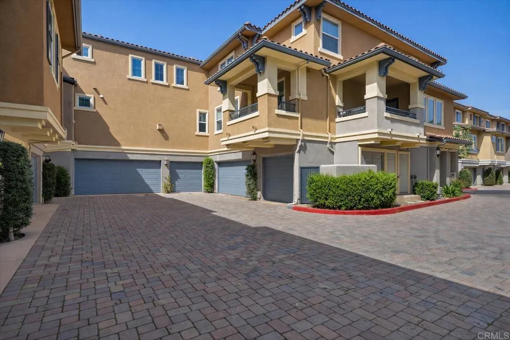 23 Via Montisi, Santee, CA, 92071