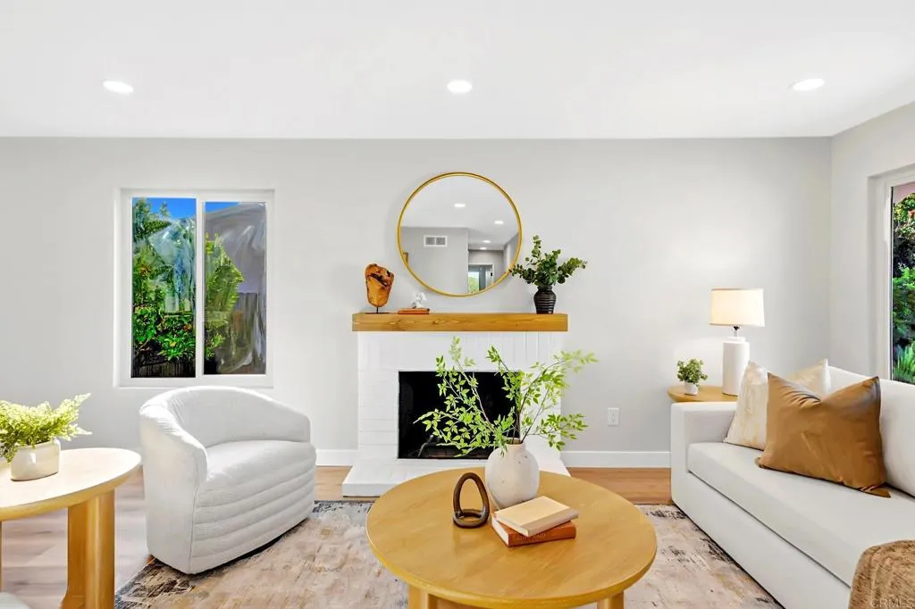 https://cdn.realtyfeed.com/cdn/127/306670221/f5dbdc1a2a6a9dc8fe580d4203d94b18.webp