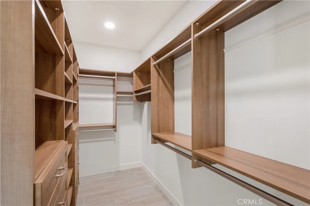 https://cdn.realtyfeed.com/cdn/127/306670223/26600abf45c0e2cd383ecceb090a06a5.webp