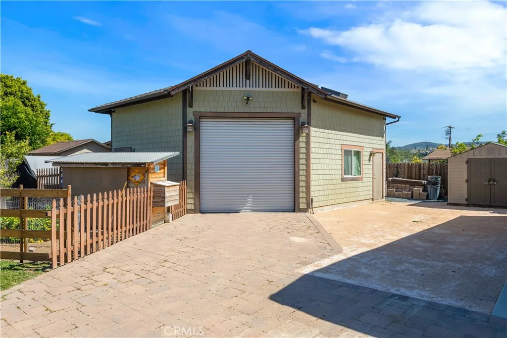 https://cdn.realtyfeed.com/cdn/127/306670223/bb6f2ff1bd872ae69a74f9a5c7f8e2ef.webp