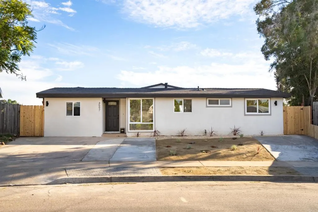 https://cdn.realtyfeed.com/cdn/127/306670231/07e2d9633073eeca0ade9c9189aab709.webp