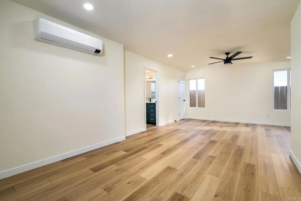 https://cdn.realtyfeed.com/cdn/127/306670231/ecfc37a2b061bc1a0a492005f9c1d961.webp