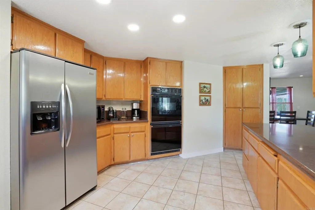 https://cdn.realtyfeed.com/cdn/127/306670244/97382212205c12735d1649e51d646f69.webp