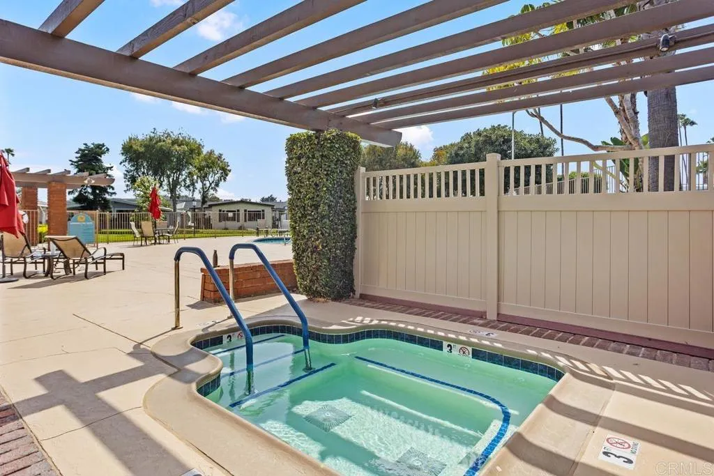 https://cdn.realtyfeed.com/cdn/127/306670252/85d0b9537887872fc0903f61de5f9b1c.webp